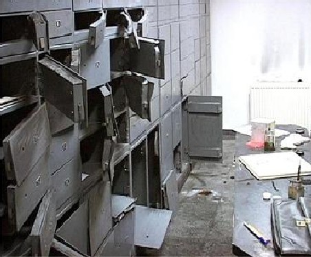 8 касетки думнати в банков трезор в София 