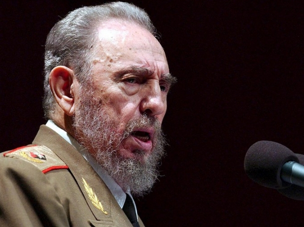 В Хавана започна траурната церемония за Фидел Кастро