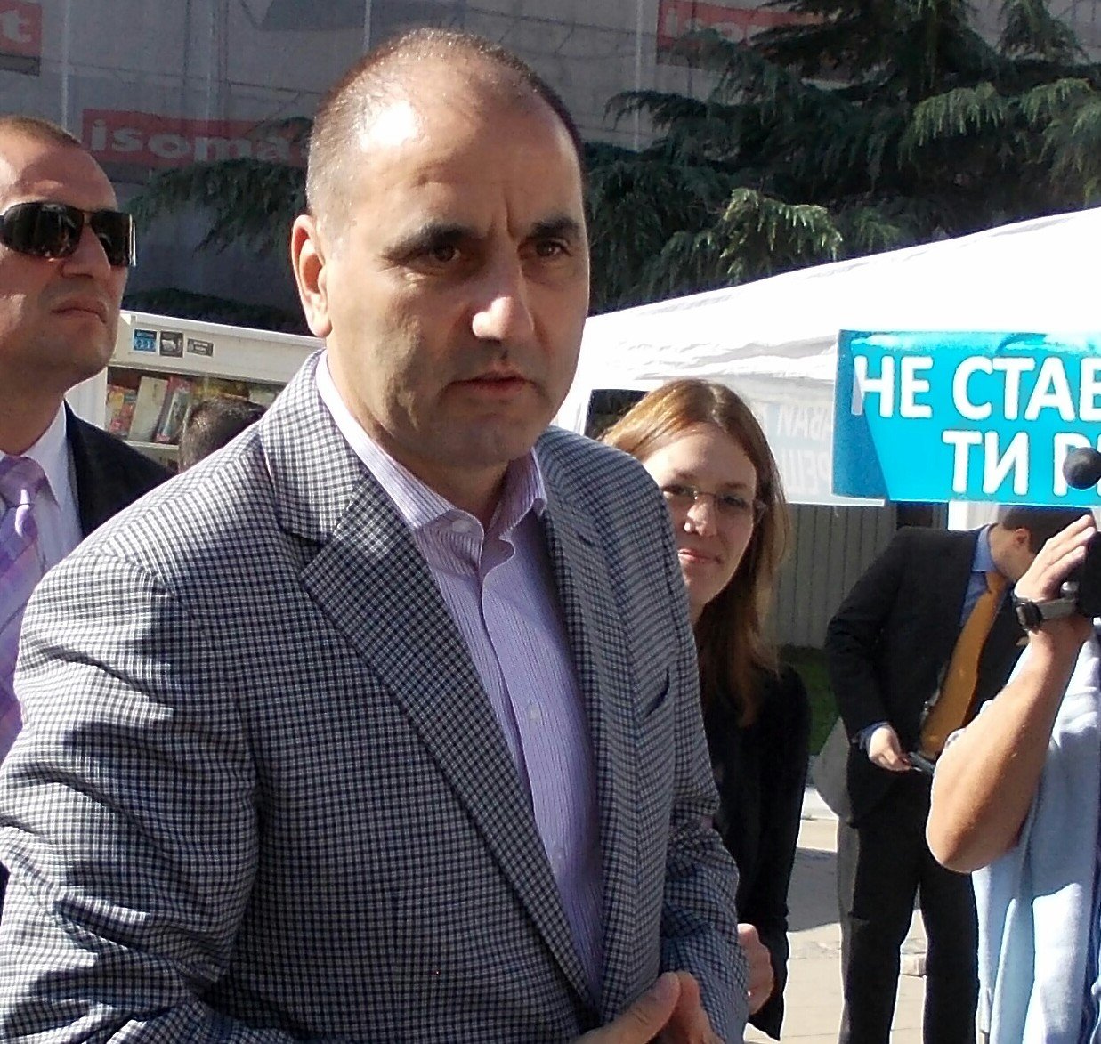 Цветан Цветанов за банковия обир: Охранителят се е справил изключително професионално