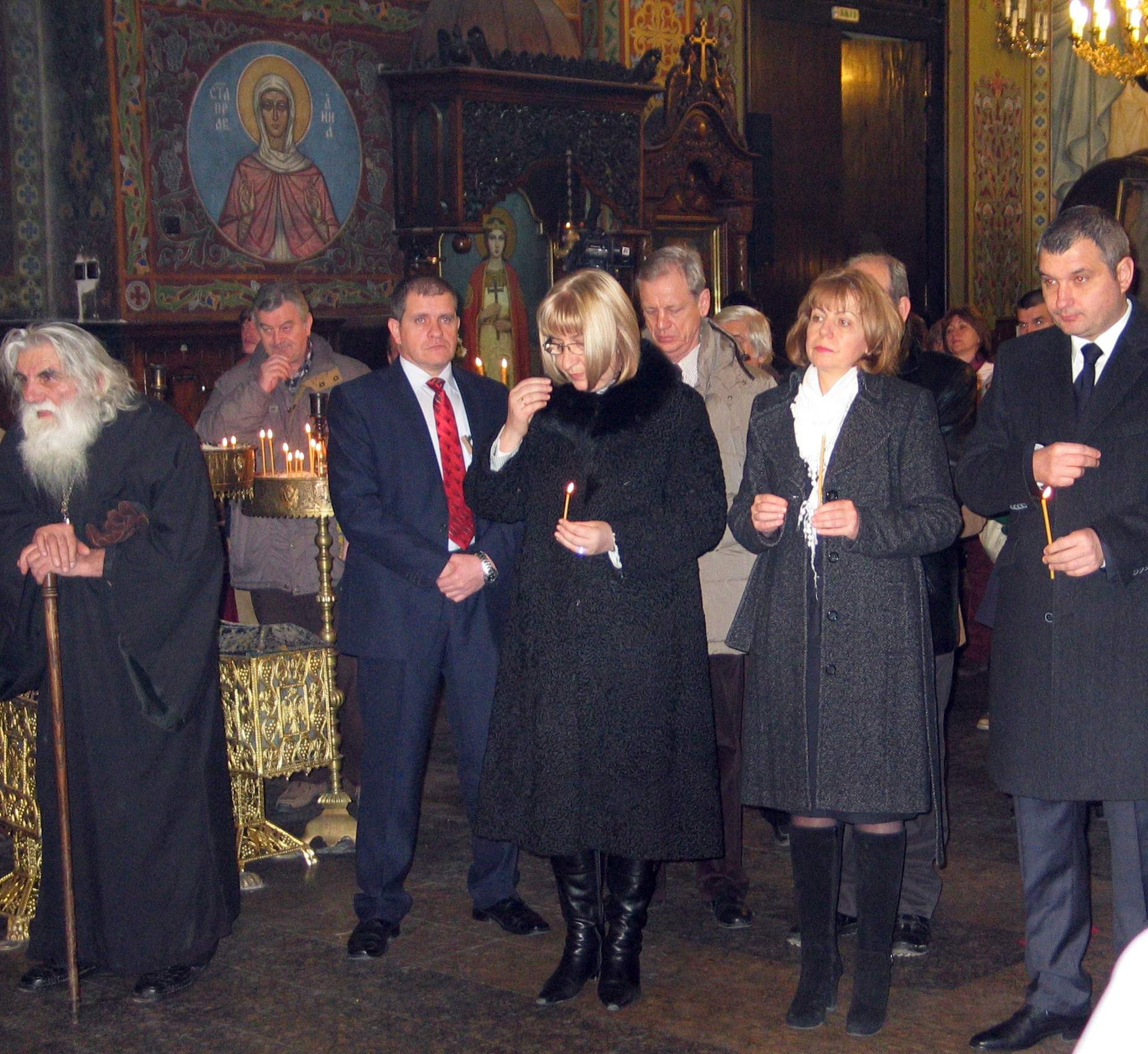 Фандъкова: Гордеем се, че възстановихме традицията за честване на освобождението на София