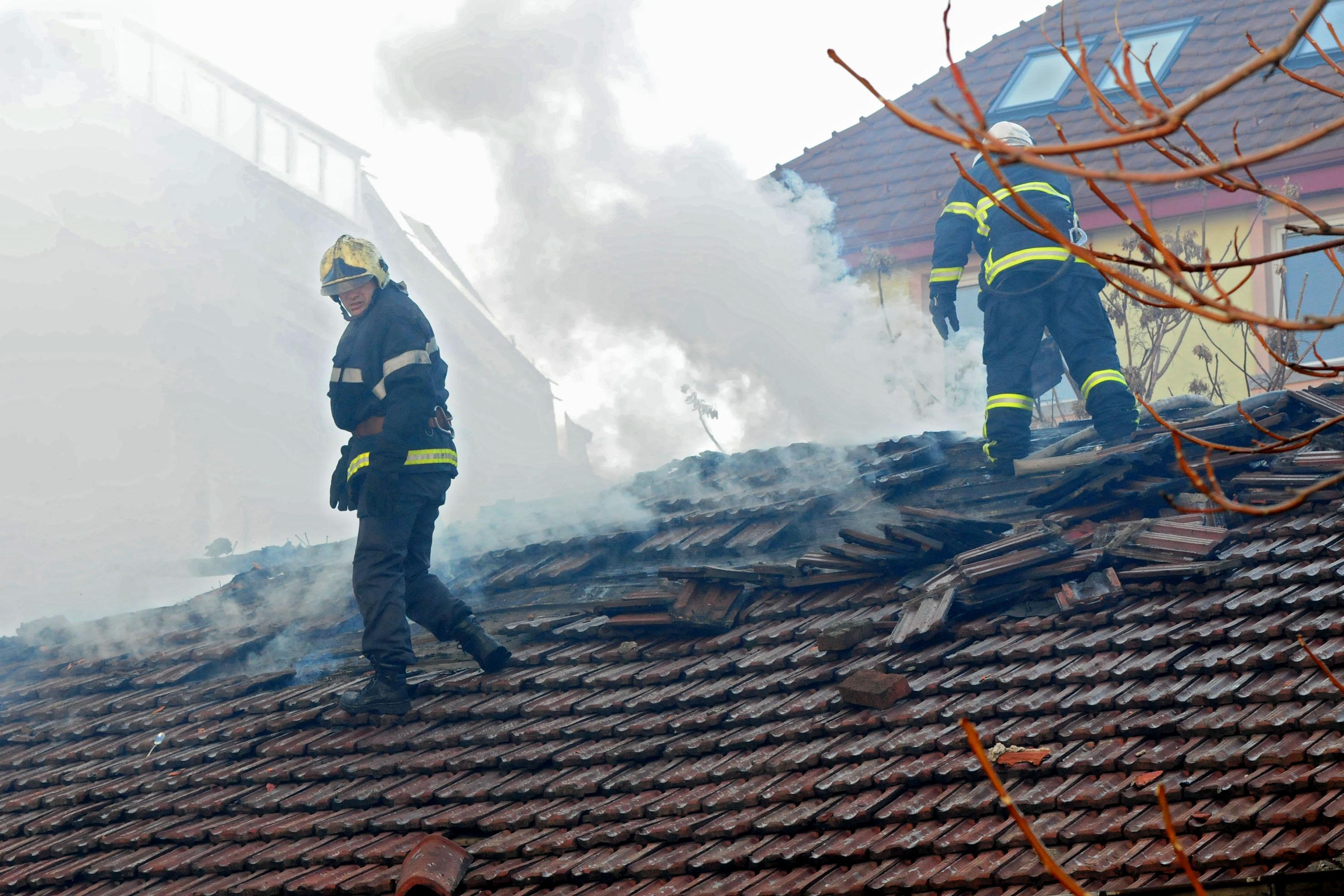 Пожар вилнee в центъра на София