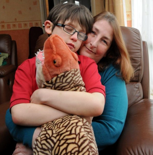 Майка: Ваксина срещу свински грип разболя детето ми от нарколепсия