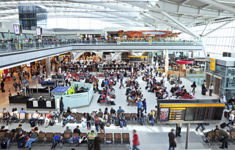Заключиха двама потенциални терористи на лондонското летище "Хийтроу"