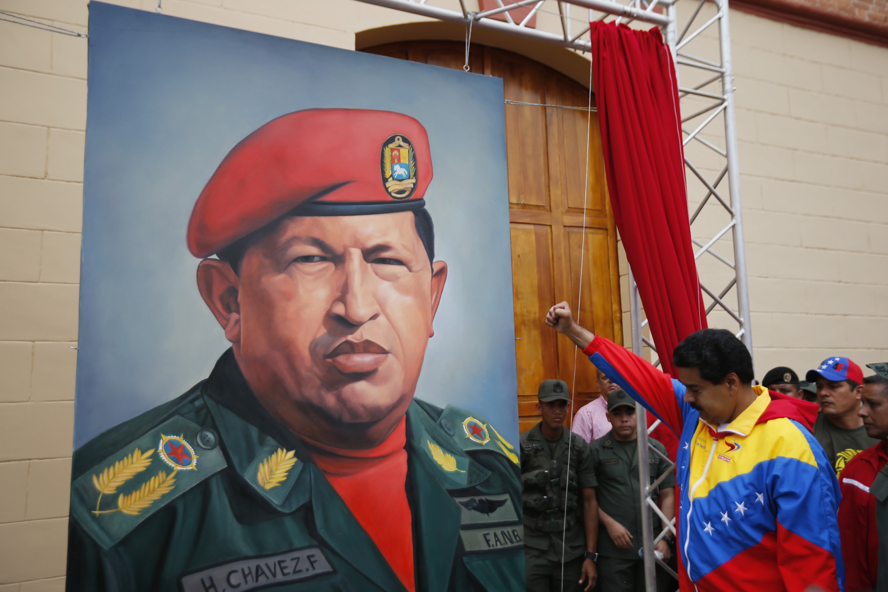 Уго Чавес: Народната любов ме лекува!