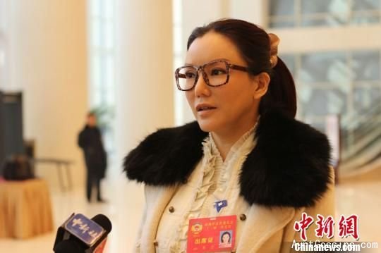 Порнозвезда стана партиен ръководител в Китай (ВИДЕО)