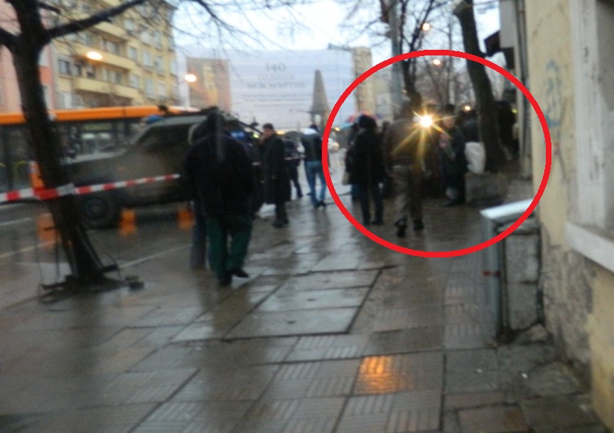 БЛИЦ TV: Скенери пазят подстъпите към паметника на Левски в София