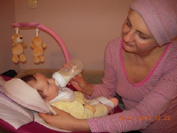 Памбос стяга благотворителни салса партита за болна майка от Пловдив 