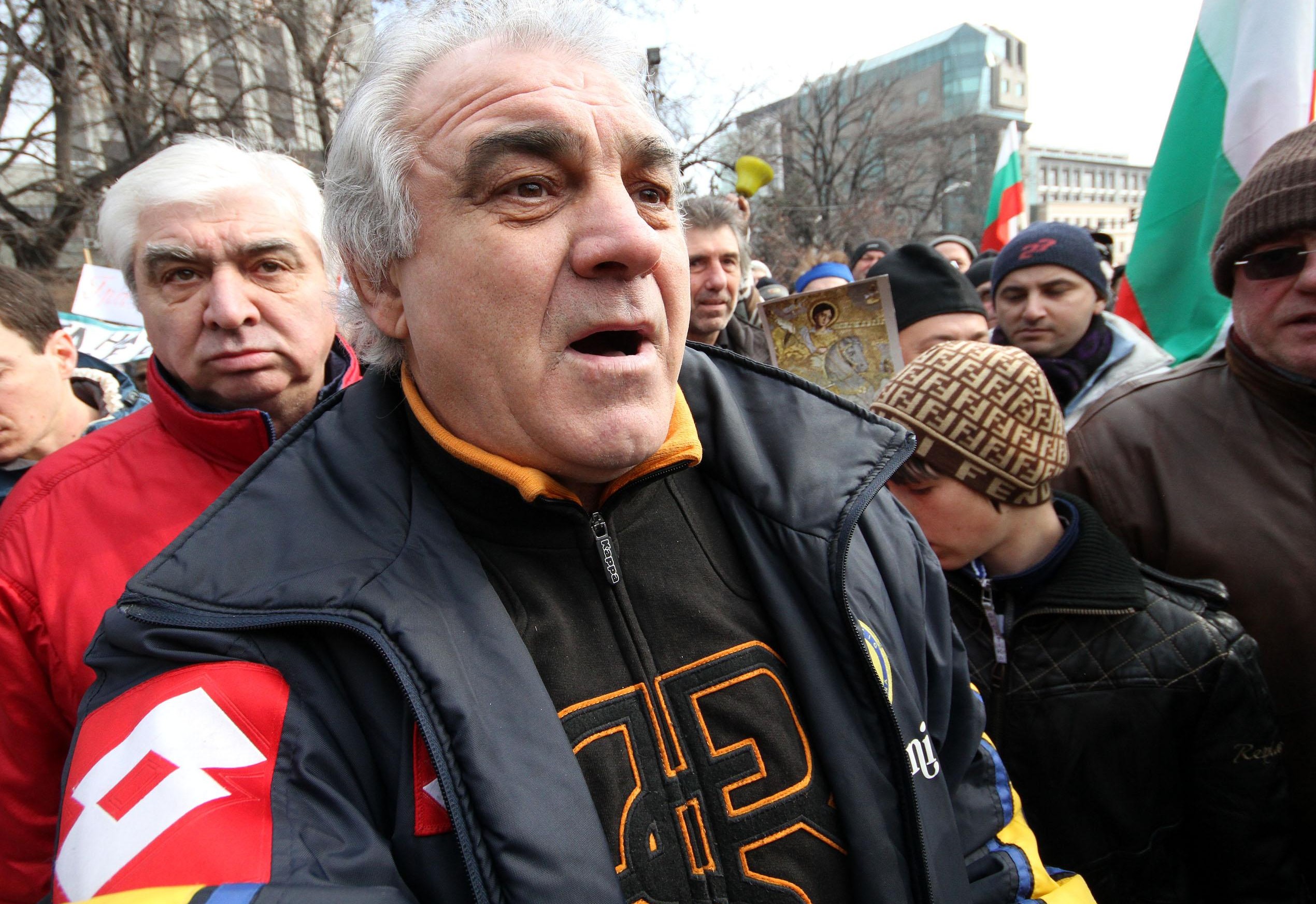 Лицето на протеста във Варна - Иван Петров: Не се поддавайте на никакви завери!