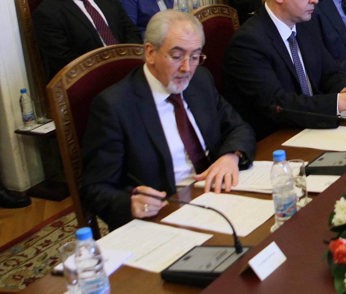 Лютви Местан: Внасям искане до главния прокурор за обвинение срещу Борисов