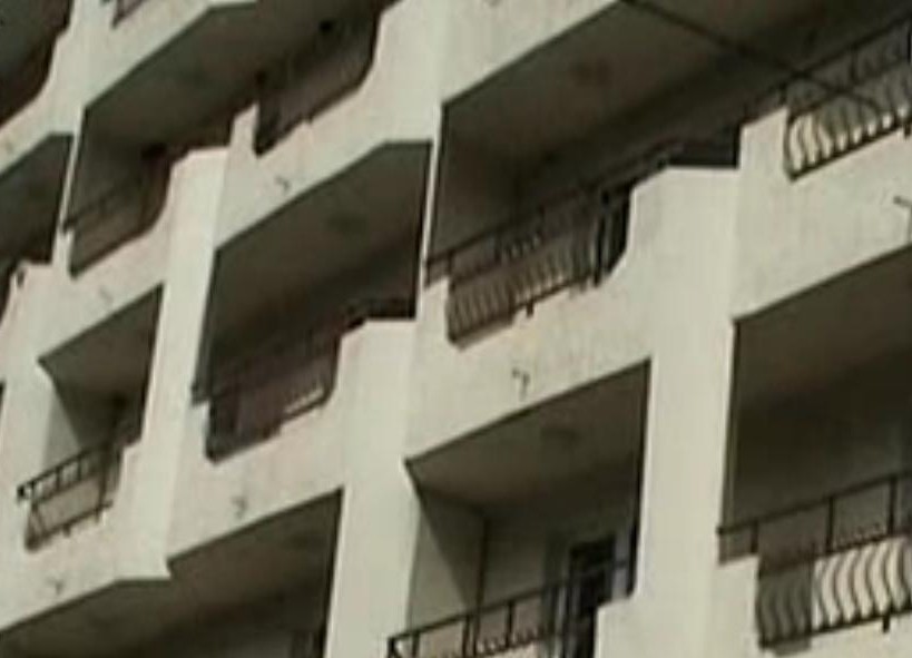 Жена скочи от третия етаж на социалния дом в Качулка