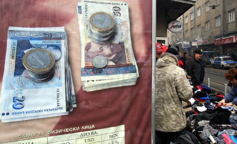 Плевнелиев заръчал: Заплатите да се помпат от 1 април