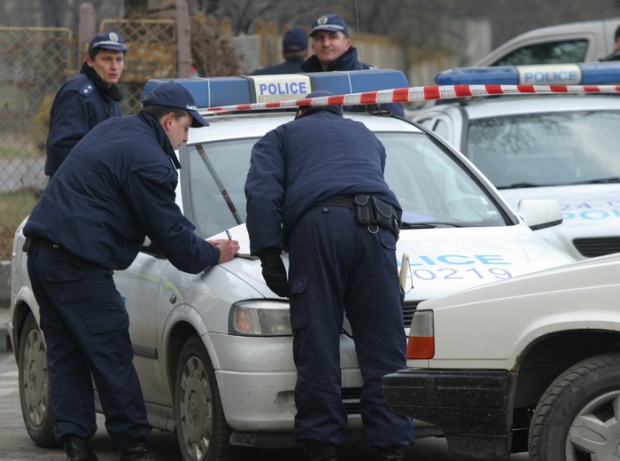 Полицаи задържаха Ламбо, крал коли с Ванко от Волуяк