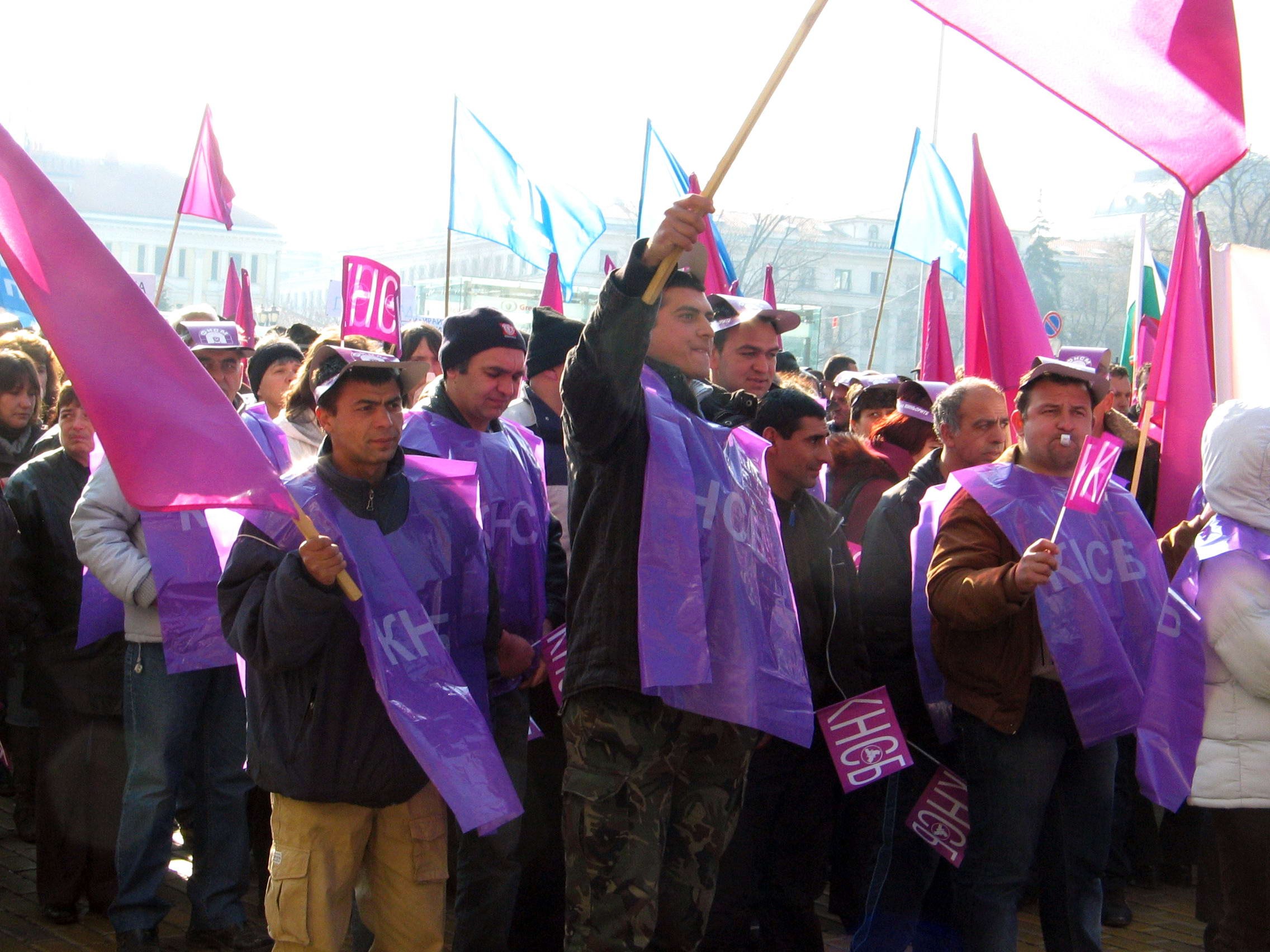Миньори излизат на протест в София срещу спирането на ТЕЦ-ове