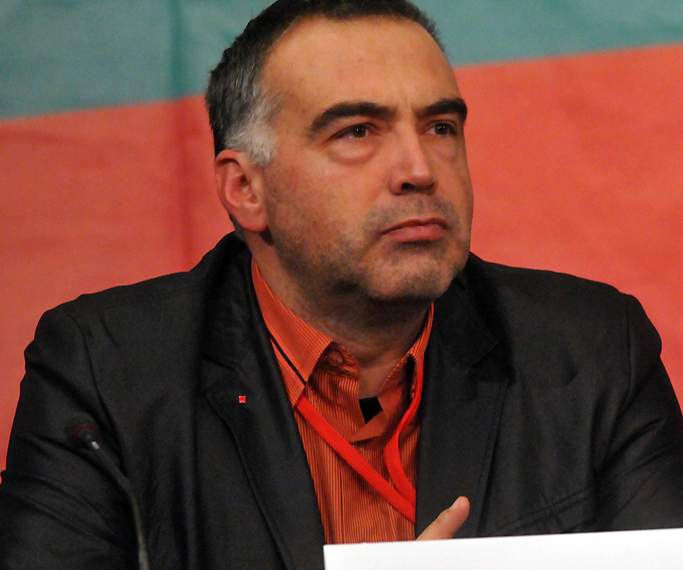Антон Кутев не си дава лявата политика на Борисов