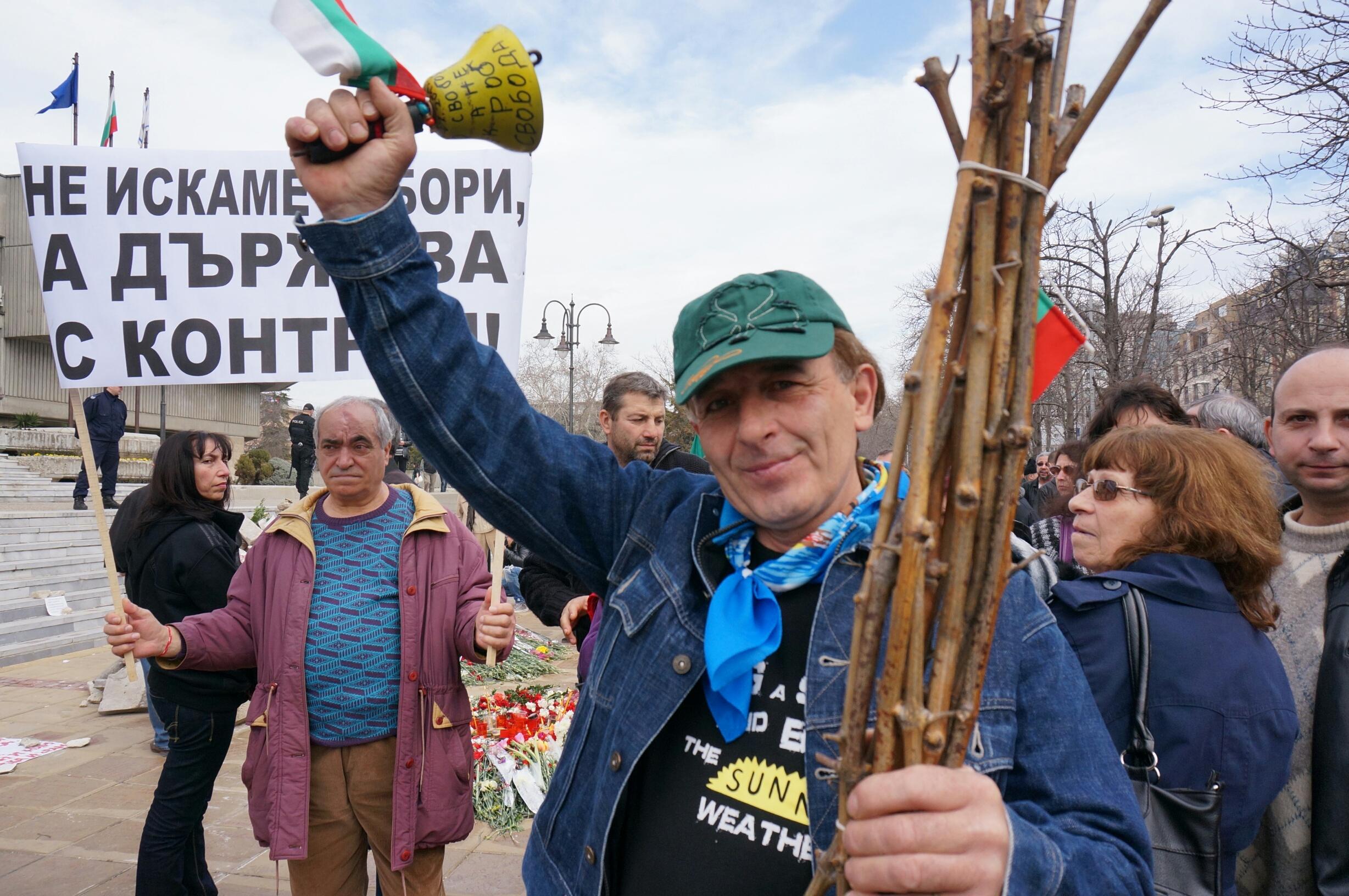 Протестиращите във Варна блокираха възлово кръстовище