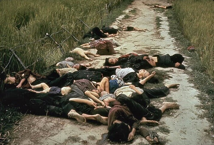 16 март 1968 г.: Американски войници извършват масово жестоко клане в Ми Лай