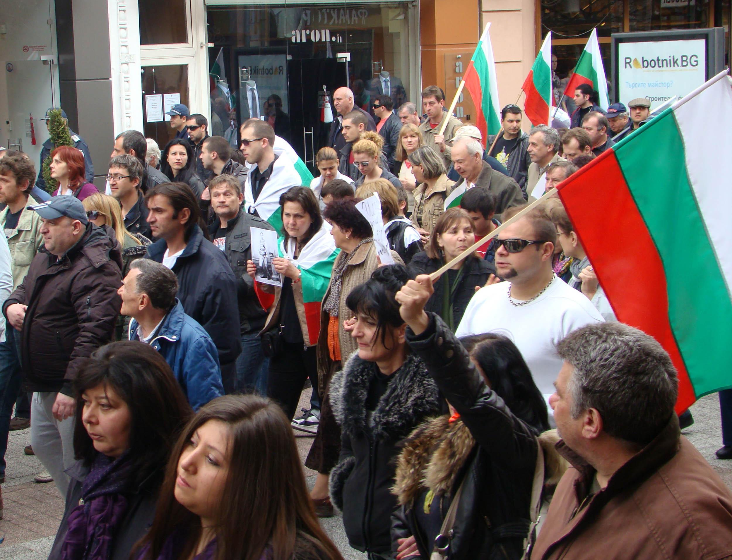 200 пловдивчани блокираха булевард “Шести септември”