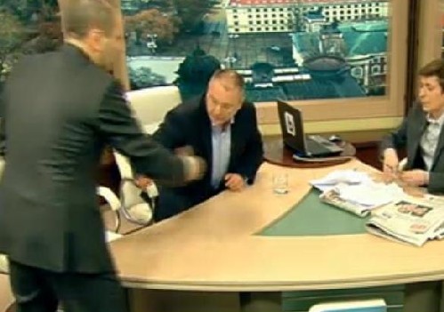 Искри в ефира: Цветанов се маха, ако е сгафил, ако не - иска извинение от Станишев 