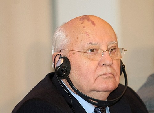 Горбачов призова за нова перестройка