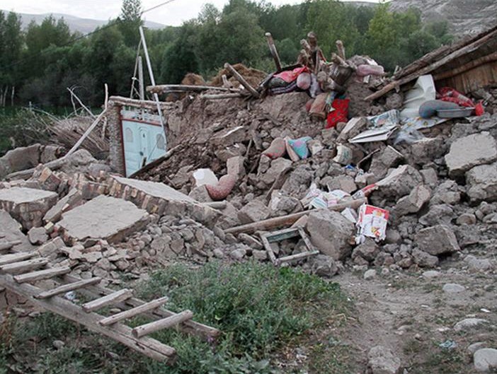 Още трусове след силното земетресение в Иран