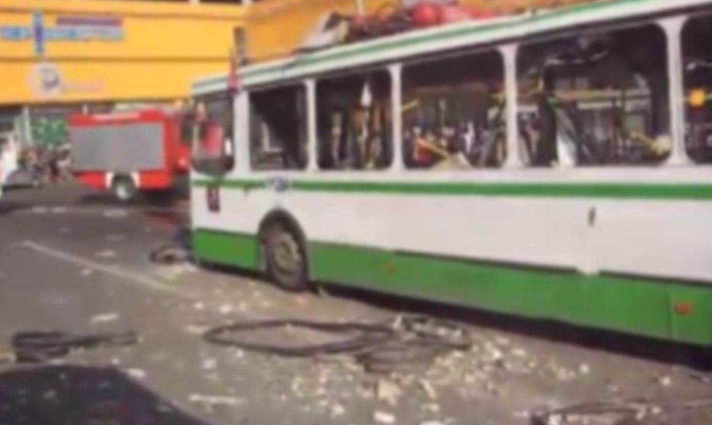 Автобус се взриви в Москва, има пострадали (ВИДЕО)
