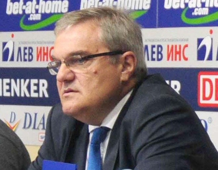 Румен Петков поиска оставката на Станишев