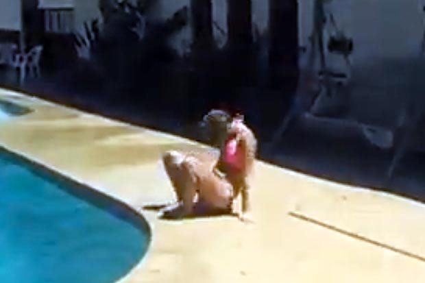 Умница: Момиче скача от покрив в басейн, чупи си двата крака (ВИДЕО)