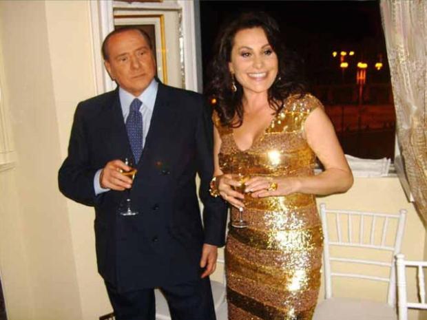 Минети и Дарина Павлова по едно и също време радвали Берлускони