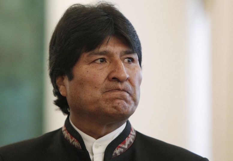 Боливия: САЩ застрашиха живота на президента ни заради драмата със Сноудън