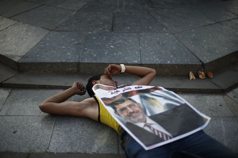 САЩ към Египет: Веднага освободете Мохамед Мурси