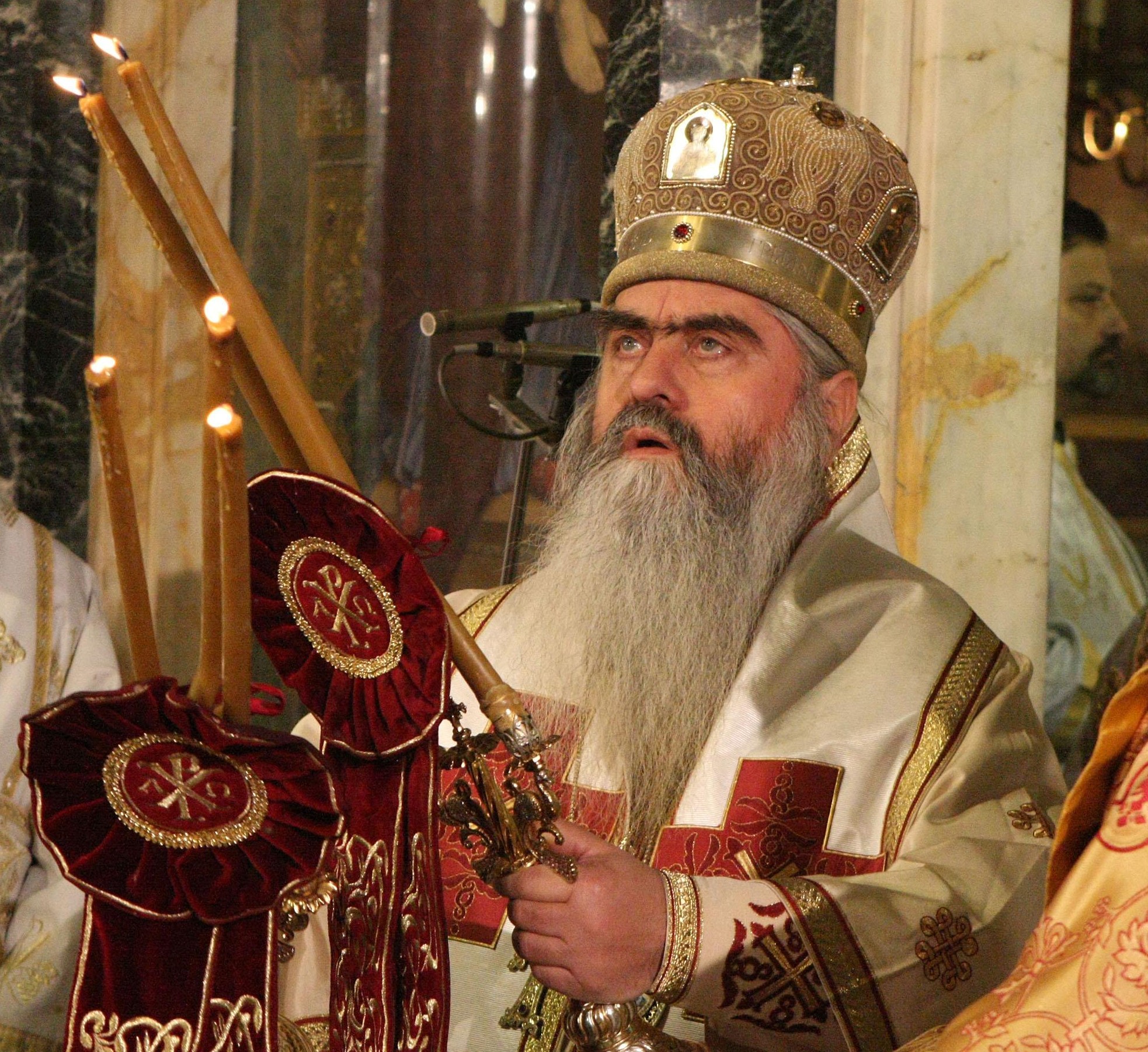 Тялото на митрополит Кирил трябва да бъде разпознато от роднини