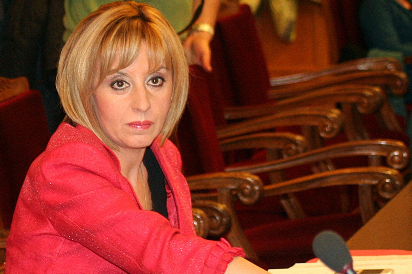 Мая Манолова: Колосално е притеснението, че партии ще поискат гласуване с 2 бюлетини при преференциален вот