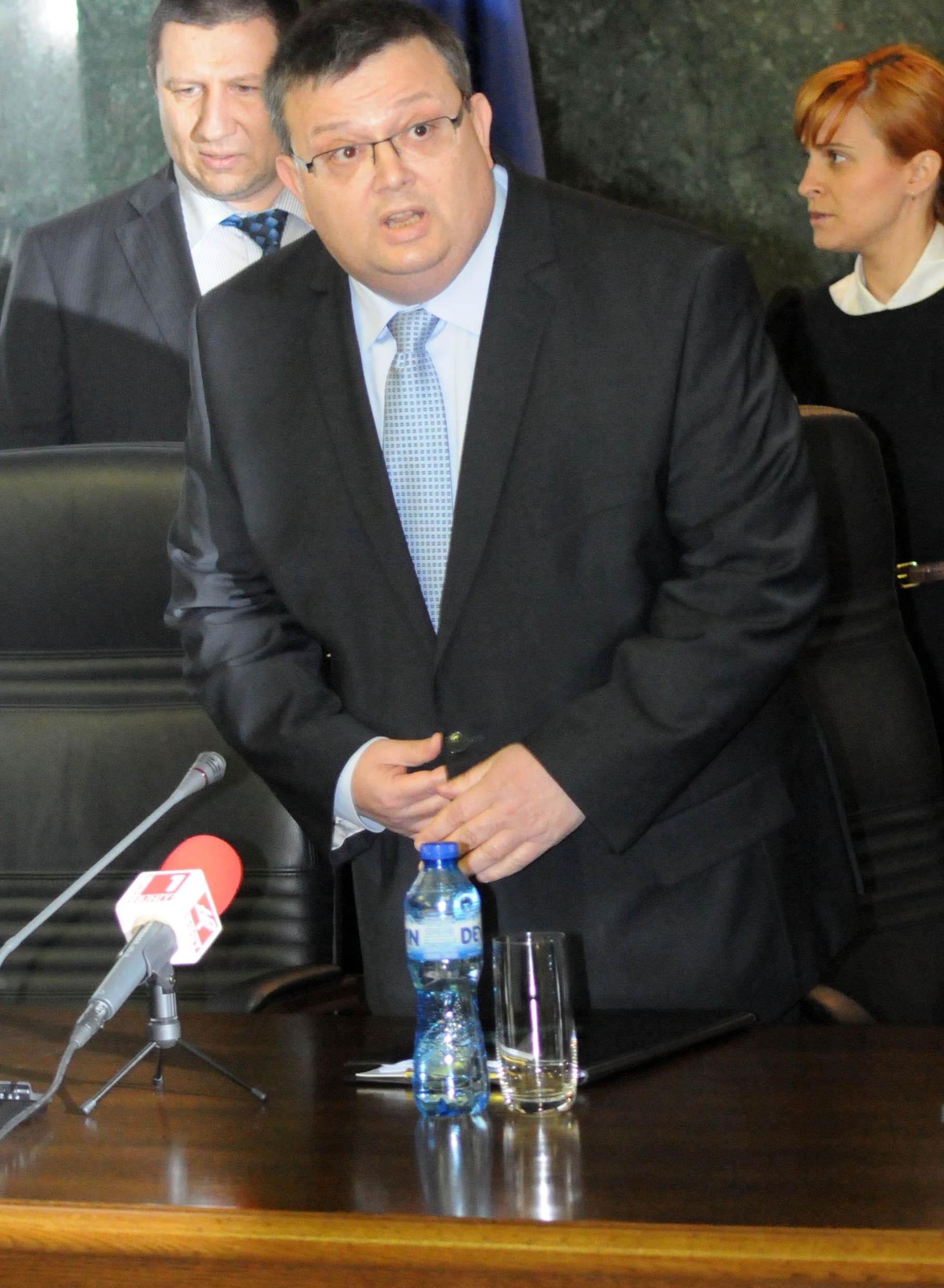 Цацаров: Цветанов чак сега ли осъзна, че наредбата му за криминална регистрация противоречи на Конституцията