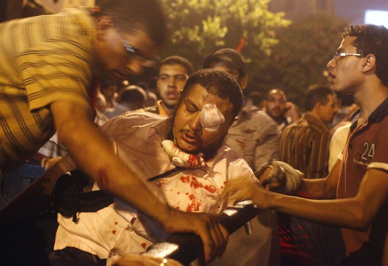 След безредиците в Кайро: Един човек загина и над 100 са ранени