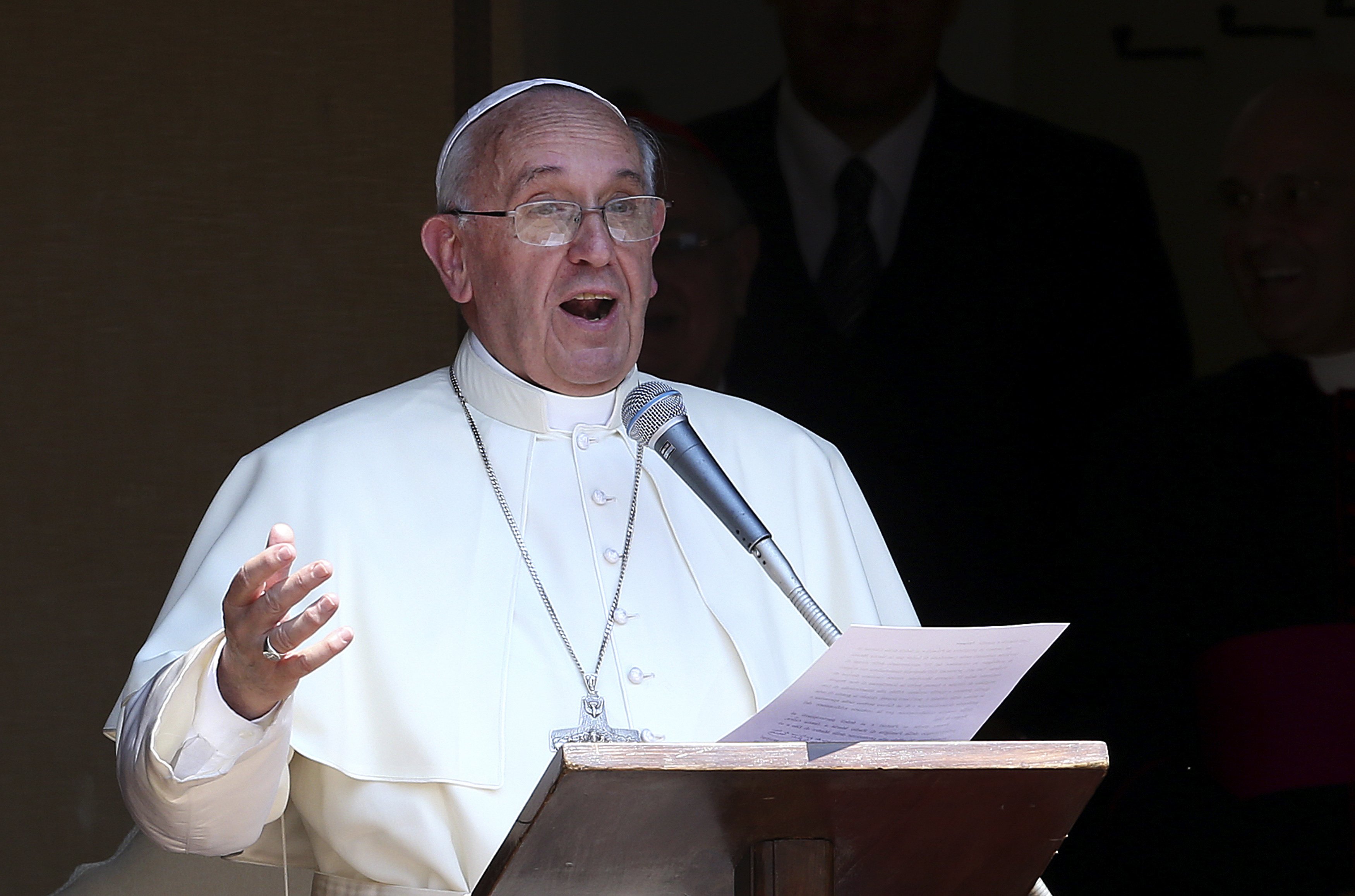 Папата ще раздава индулгенции в Туитър