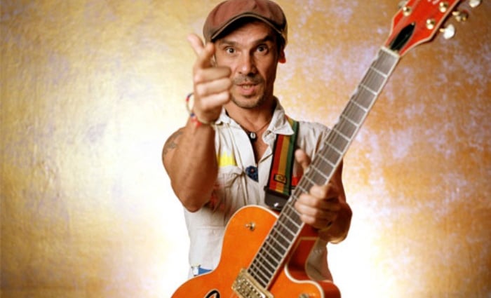 Миленита ще подгрява MANU CHAO в София