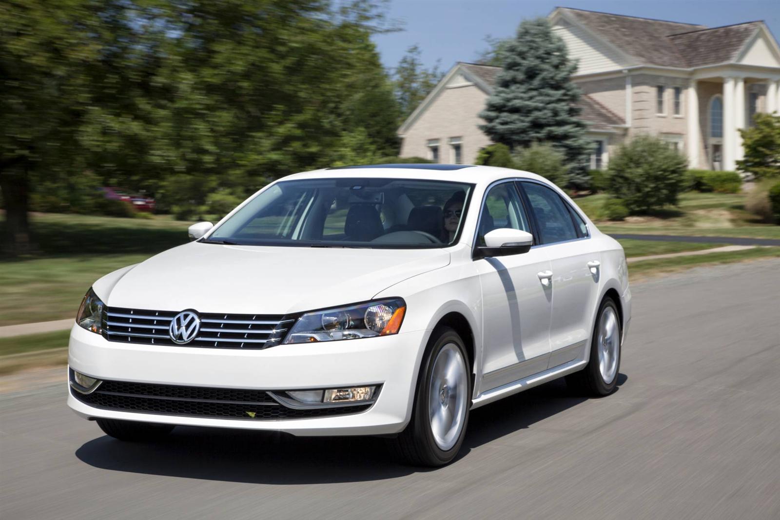 Volkswagen заменя малките дизели с хибриди
