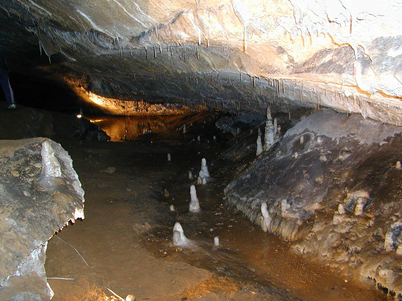 Сватби на хладно в Ягодинската пещера