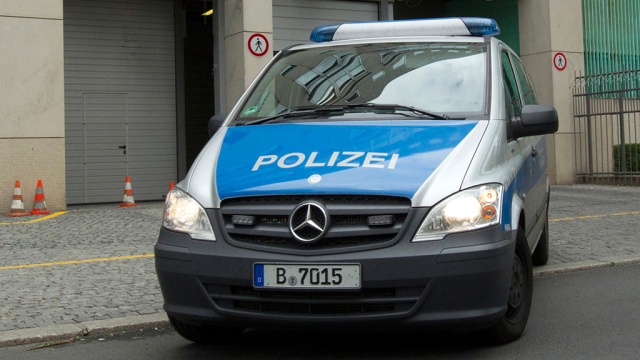 Драма в Германия: Неизвестен психопат застреля двама и се самоуби 