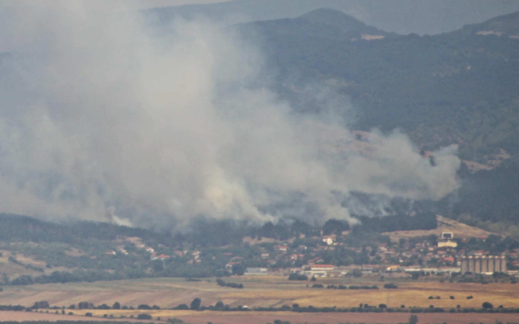 Техно маниаци направили пожара край София?