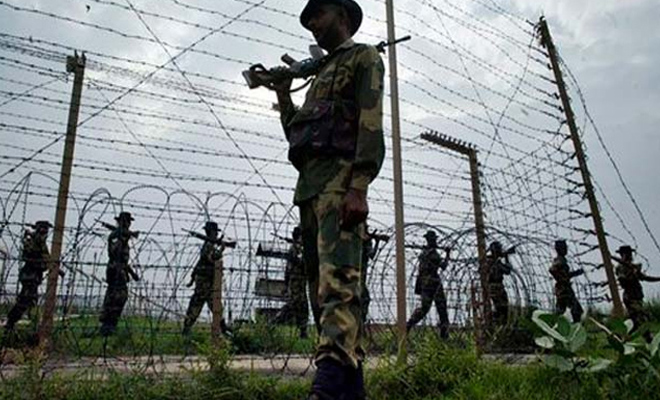 Високо напрежение: Военни части на Индия и Пакистан се стрелят в Кашмир