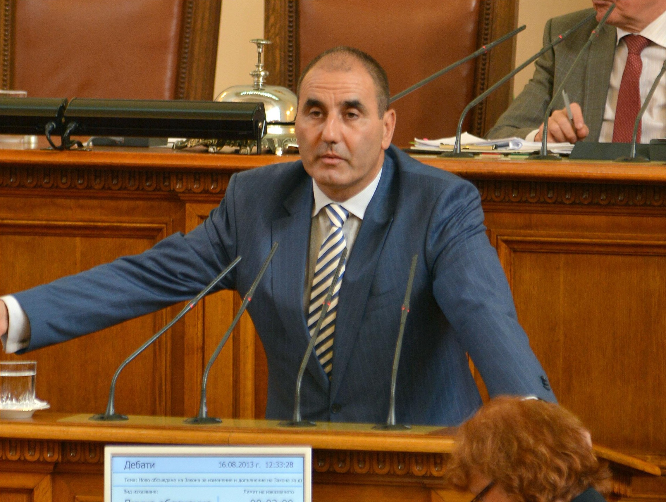 Цветанов скочи на Цветлин Йовчев в парламента