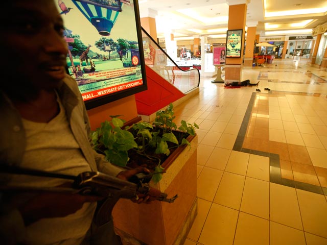 Терористи устроиха кърваво клане в кенийски мол (ВИДЕО/СНИМКИ 18+)
