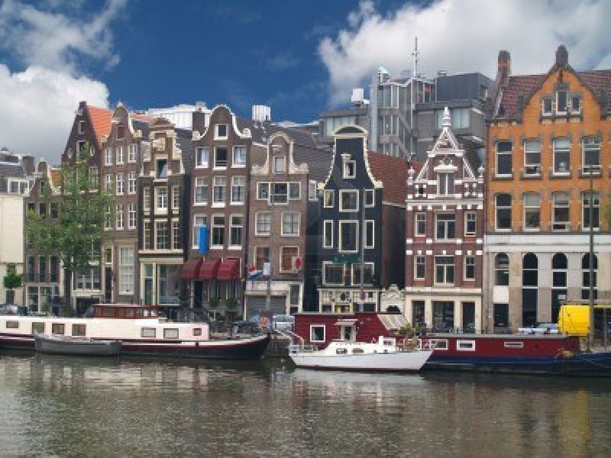 Кошмарно: Амстердам потъва и няма връщане назад!