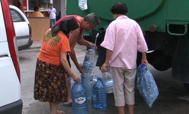 Вода, отровена с манган, пият в хасковски села