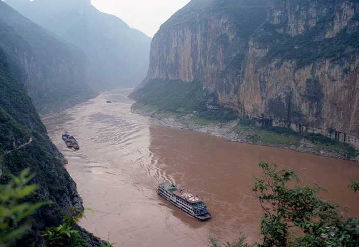 11 души изчезнаха при срутването на мост в Китай 