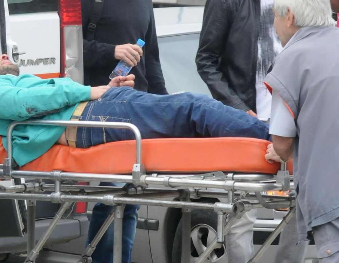 Ранен мъж намерен пред онкологията в Благоевград 