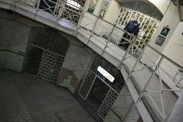 Наркодилър лежи в женския затвор в Сливен