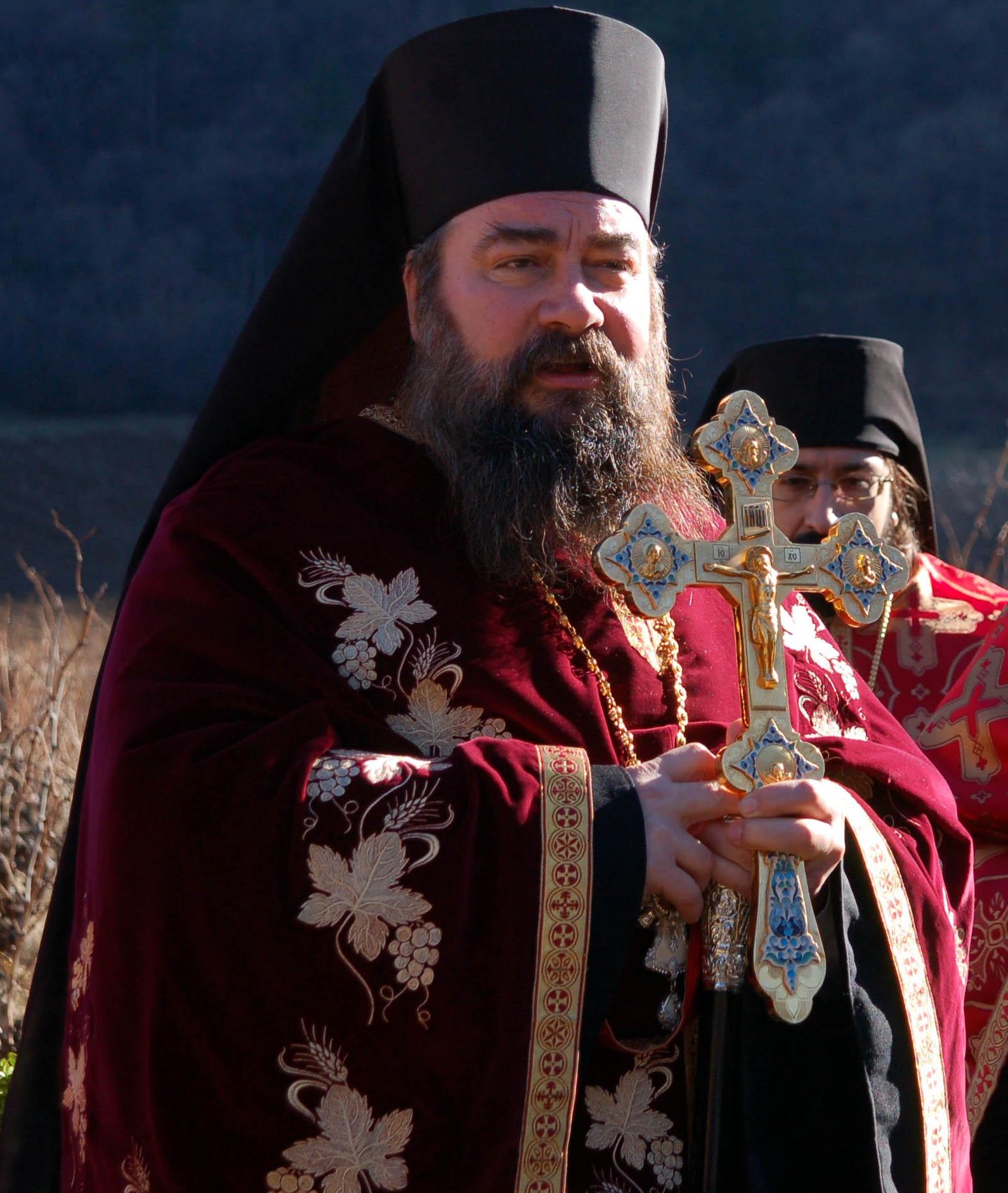 Претендент за варненски митрополит дължи 500 хиляди лева на Св. Синод