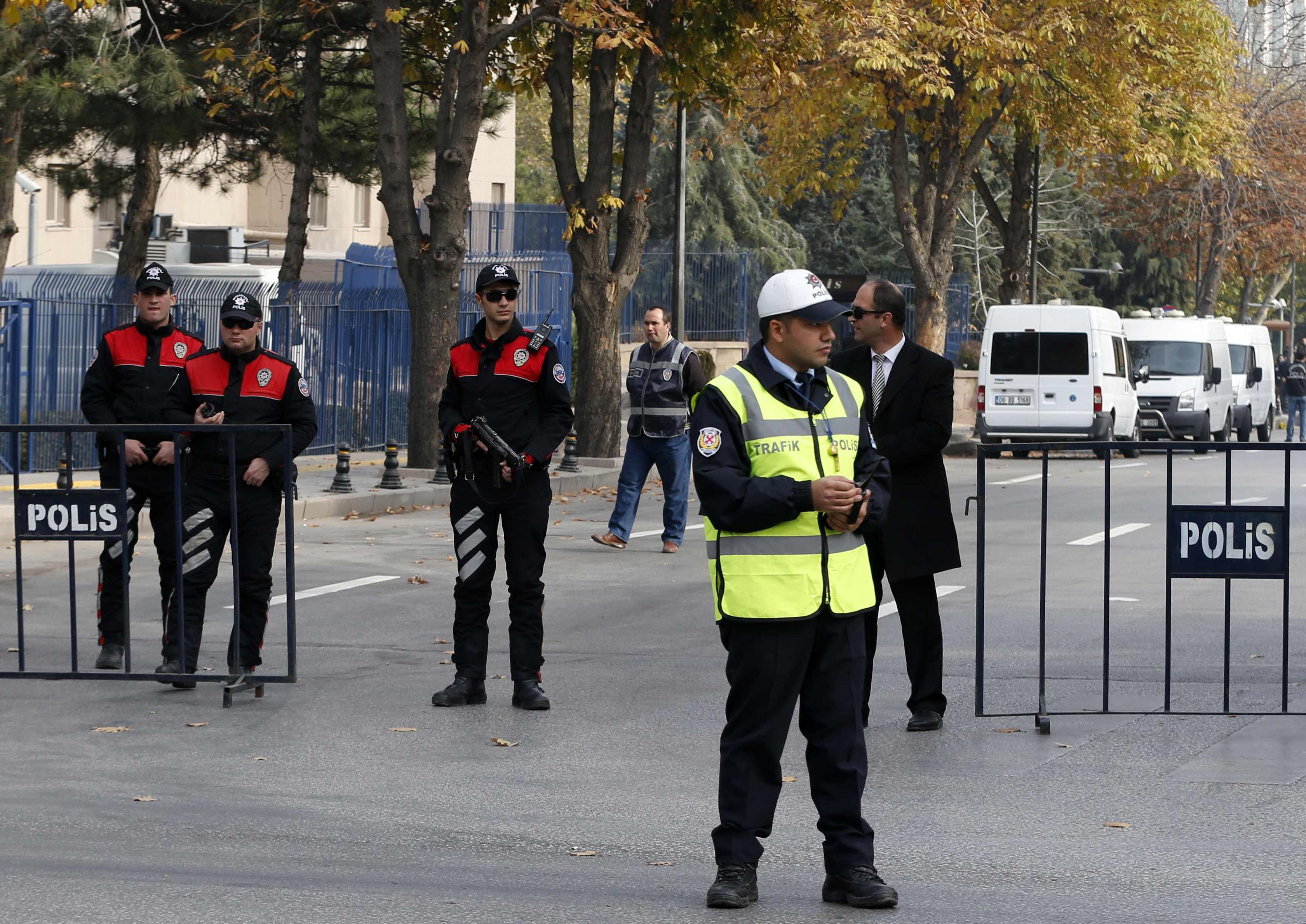 Бомбата срещу Ердоган се оказа пакет с маджун